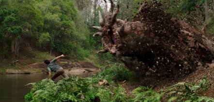 Love and Monsters (2020)
